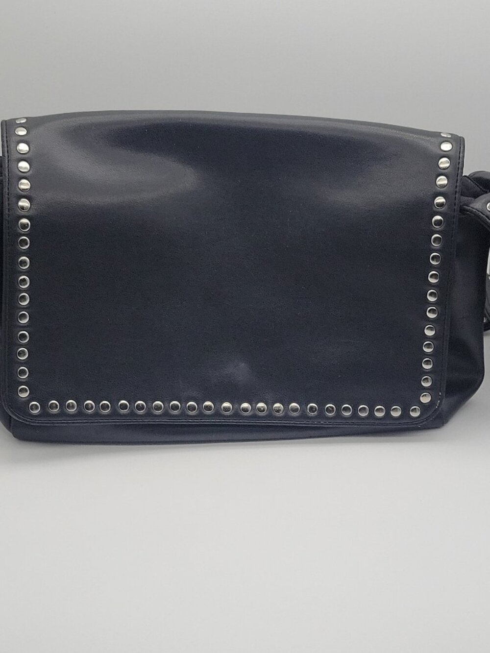 Nine West shoulder/crossbody bag, black, studded, detachable strap, zip/mag